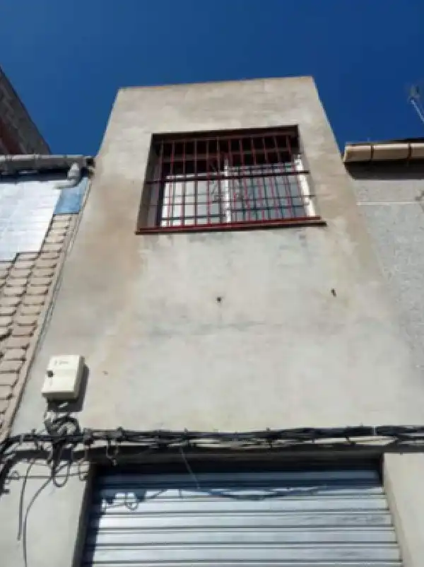 Vista exterior de Casa adosada en venda en Orihuela amb Terrassa