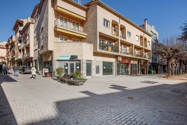 Local comercial en Venta en Pz Dr Gravalosa en Sant Hilari Sacalm