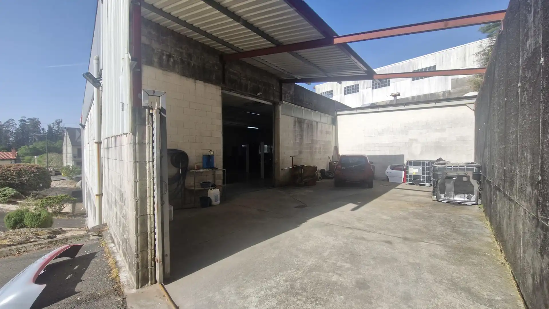 Parking de Nave industrial de alquiler en Negreira