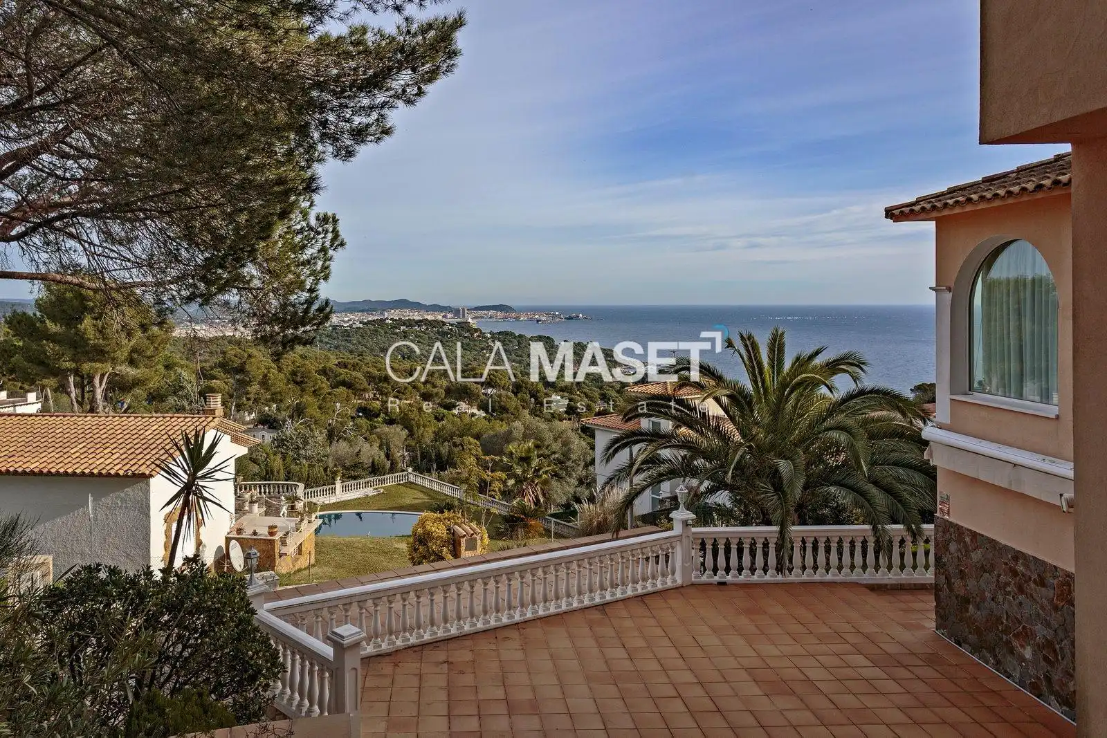 Außenansicht von Haus oder Chalet zum Verkauf in Calonge i Sant Antoni mit Heizung, Privatgarten und Terrasse