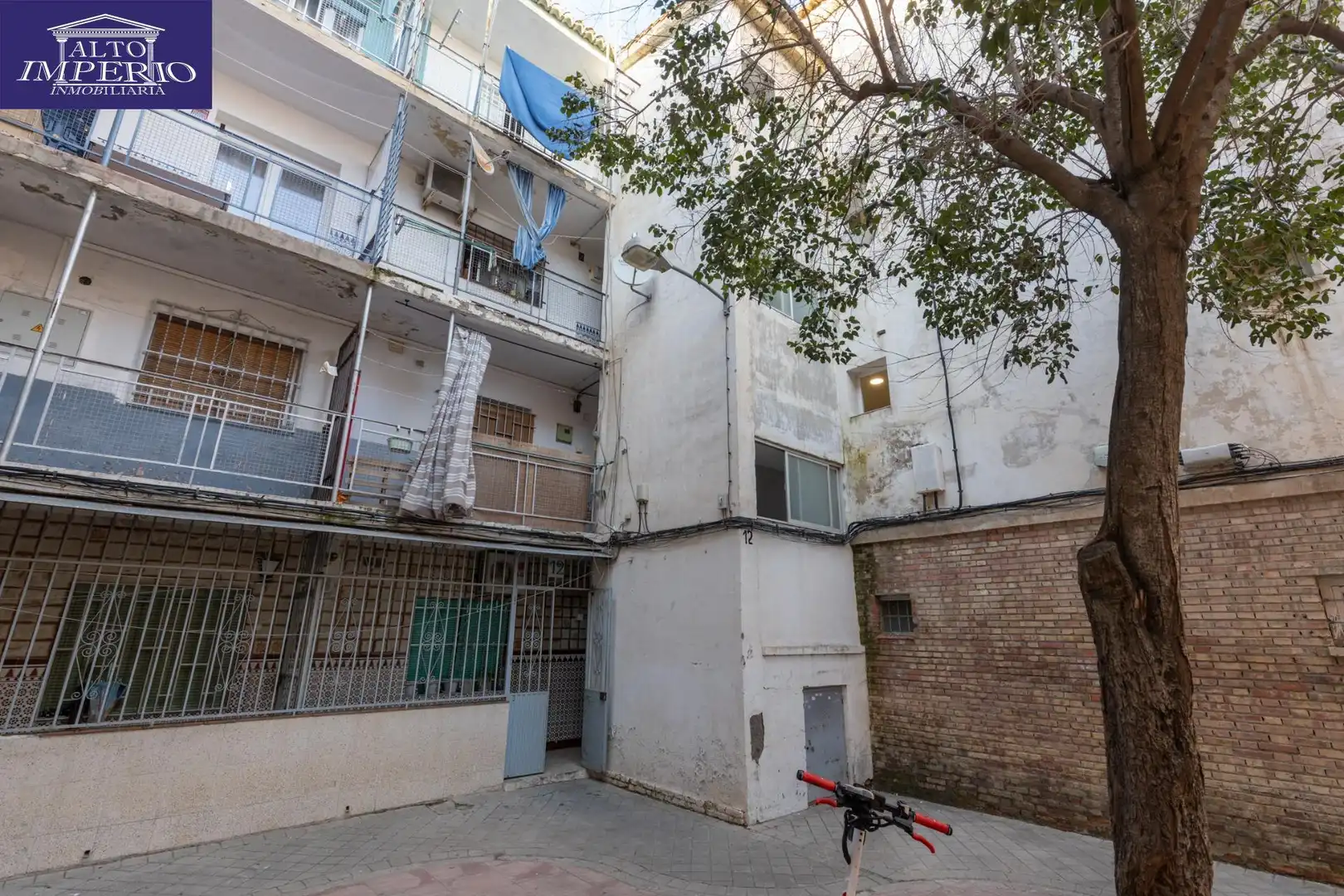 Exterior view of Flat for sale in Granada