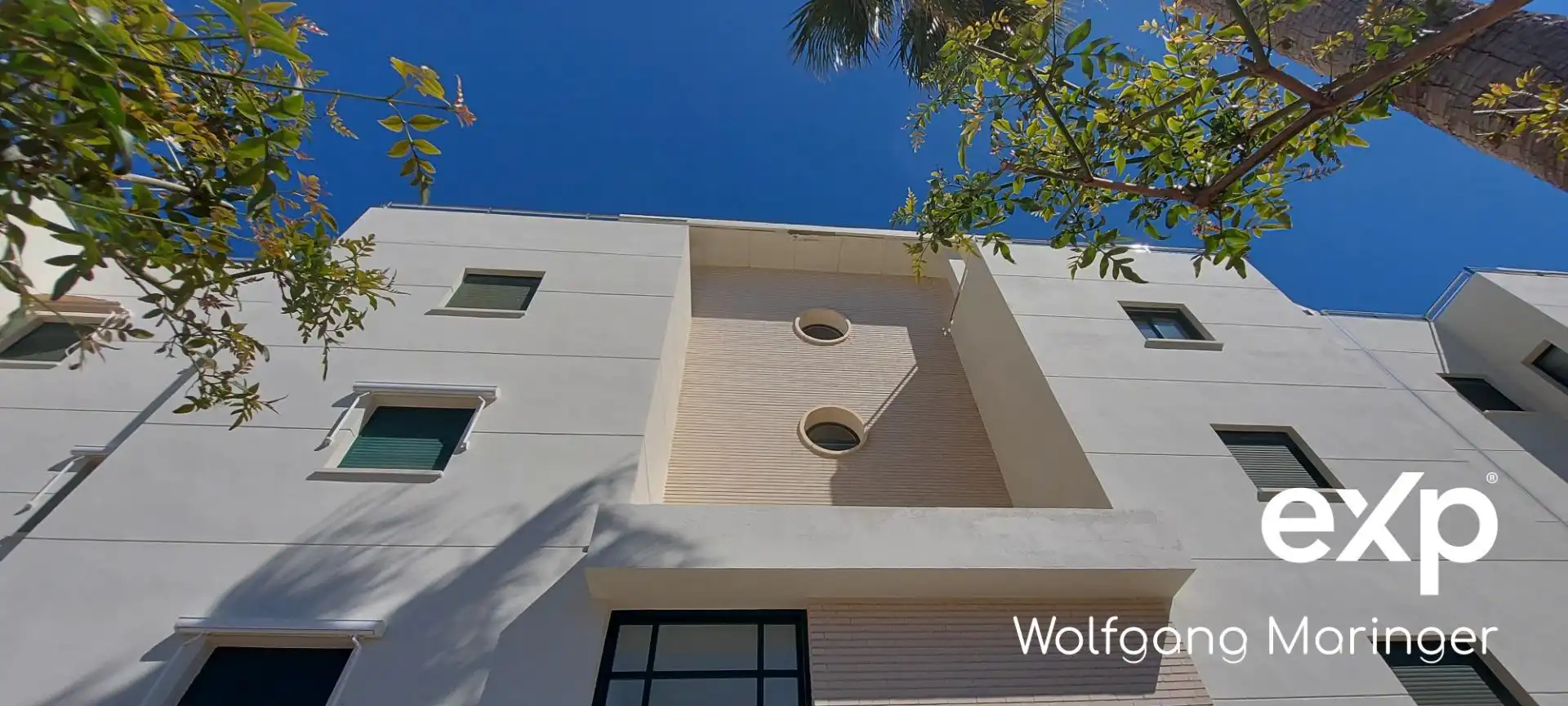 Exterior view of Attic for sale in Oliva  with Air Conditioner, Heating and Private garden