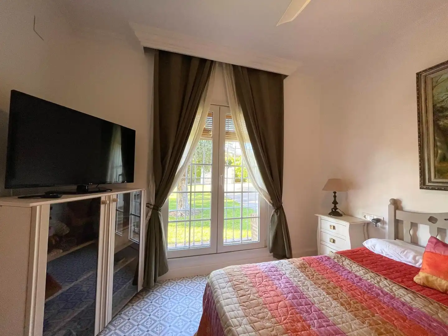 Schlafzimmer von Haus oder Chalet zum Verkauf in Aljaraque mit Klimaanlage, Heizung und Privatgarten