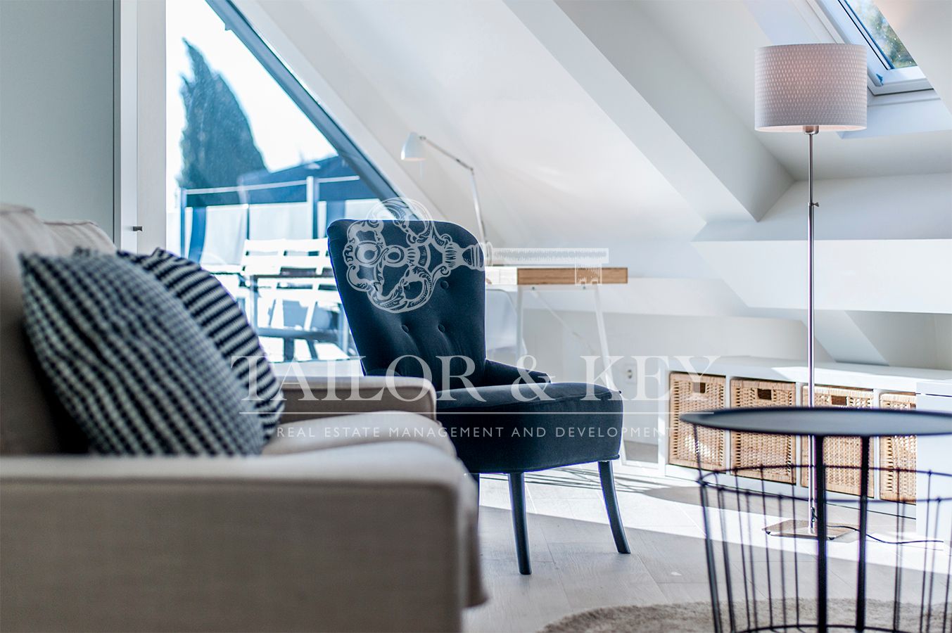 Living room of Flat to rent in  Madrid Capital  with Air Conditioner, Heating and Furnished