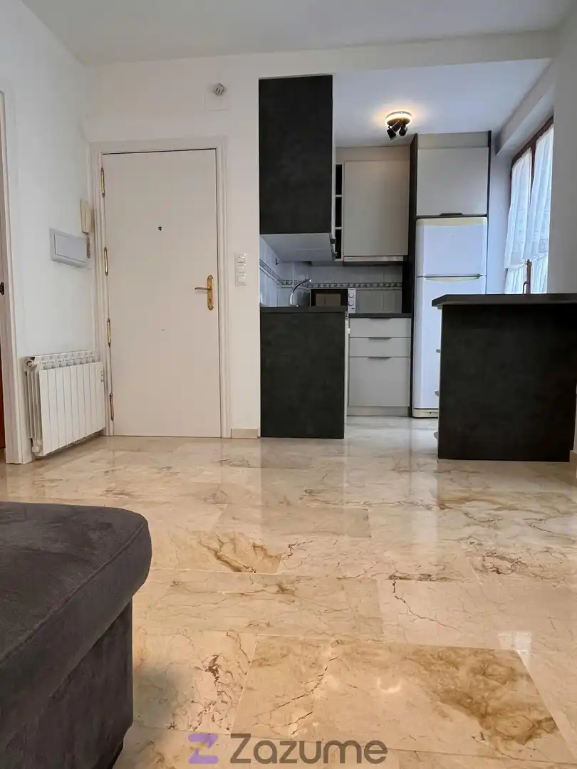 Kitchen of Flat for rent in Granada  with Air Conditioner, Heating and Washing machine