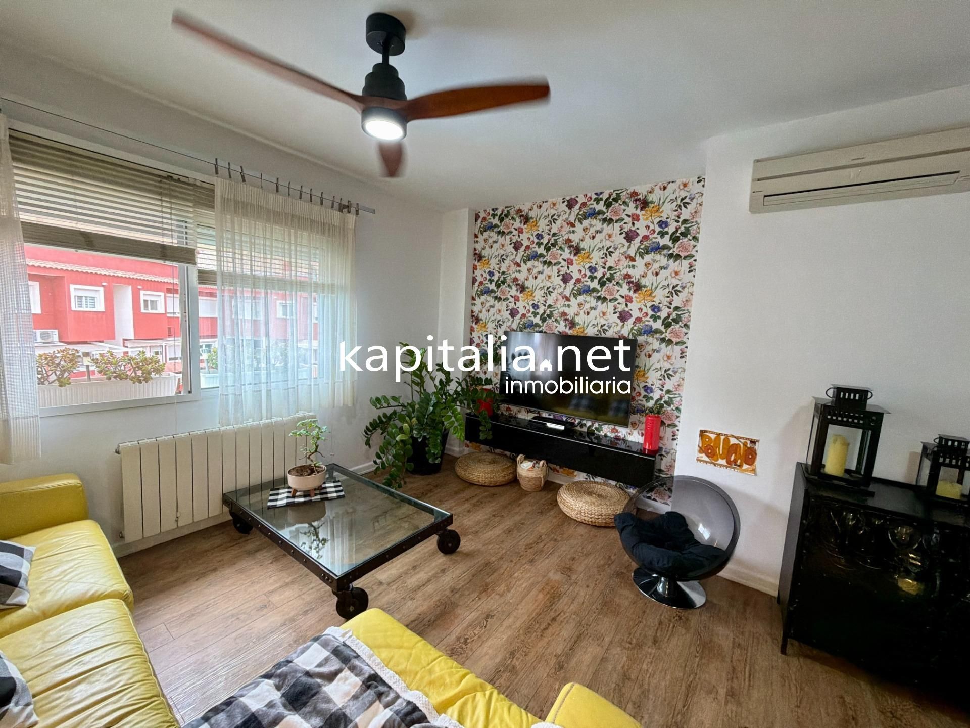 Living room of Attic for sale in Cocentaina  with Air Conditioner, Heating and Private garden