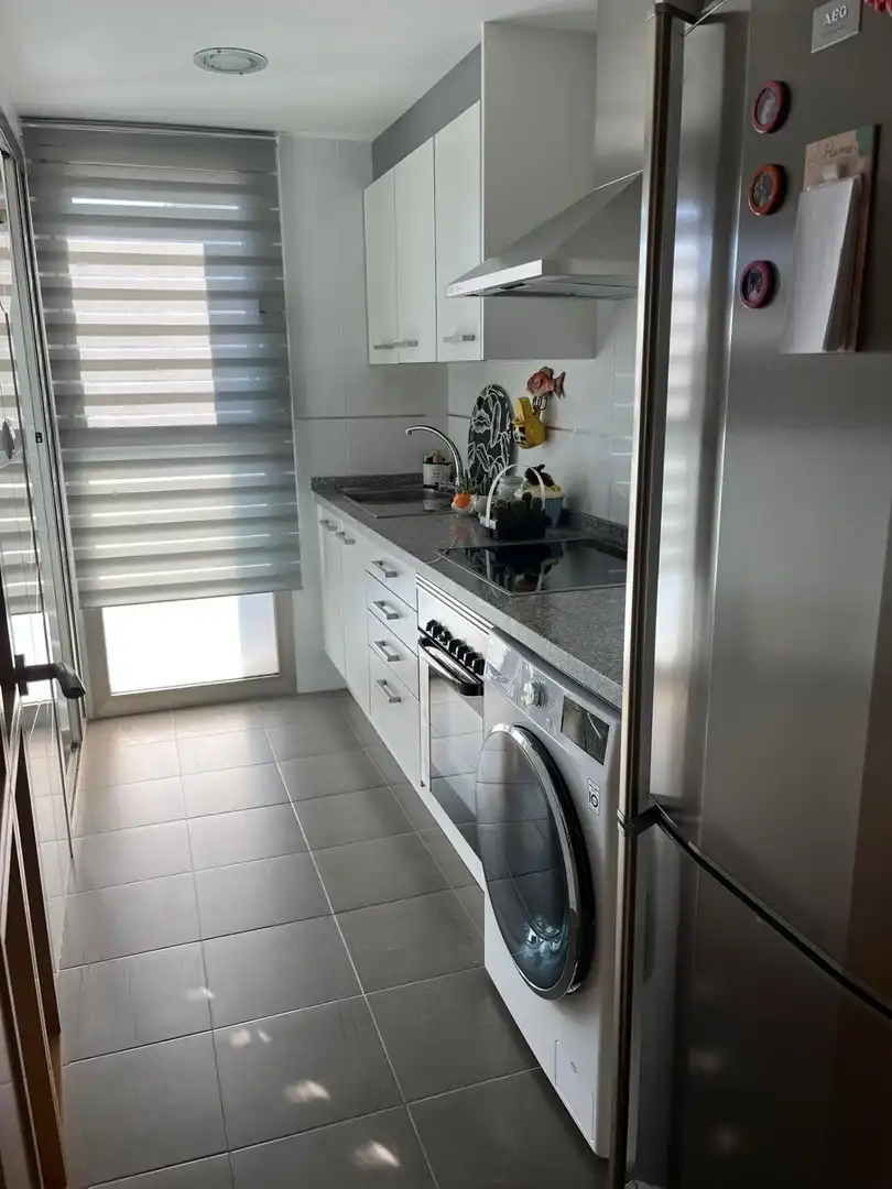 Cocina de Apartamento en venta en Benidorm con Jardín privado, Terraza y Trastero
