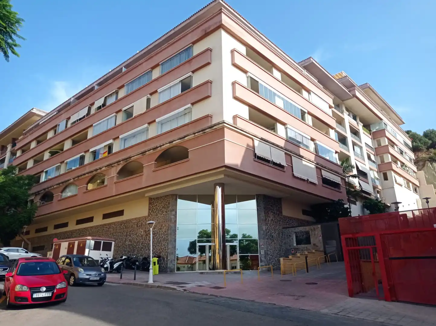 Vista exterior de Piso en venta en Fuengirola con Aire acondicionado, Terraza y Amueblado
