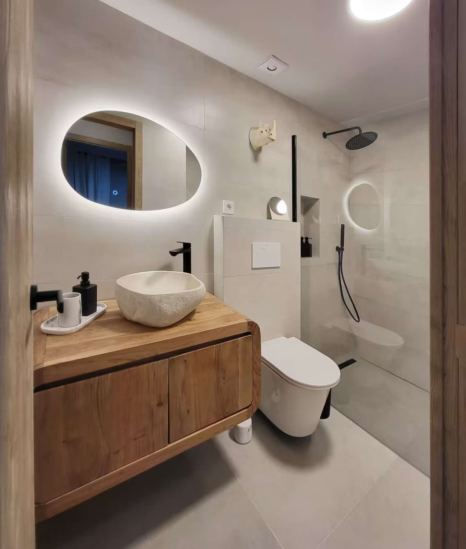 Bany de Apartament per a compartir en Almuñécar amb Aire condicionat, Terrassa i Moblat