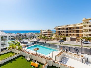 Apartamento con ascensor en venta en El Higuerón