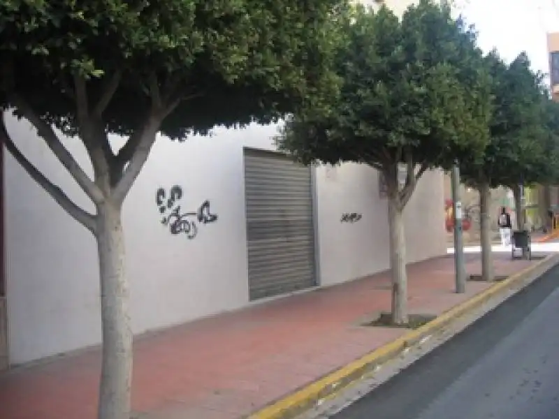 Local commercial à vendre à El Ejido Ciudad
