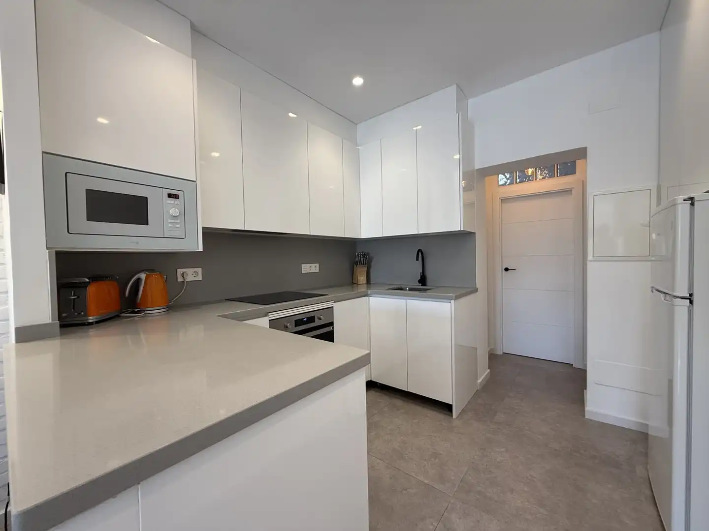 Casa con piscina en venta en Calle Salvador Rueda Cmor, imagen 11