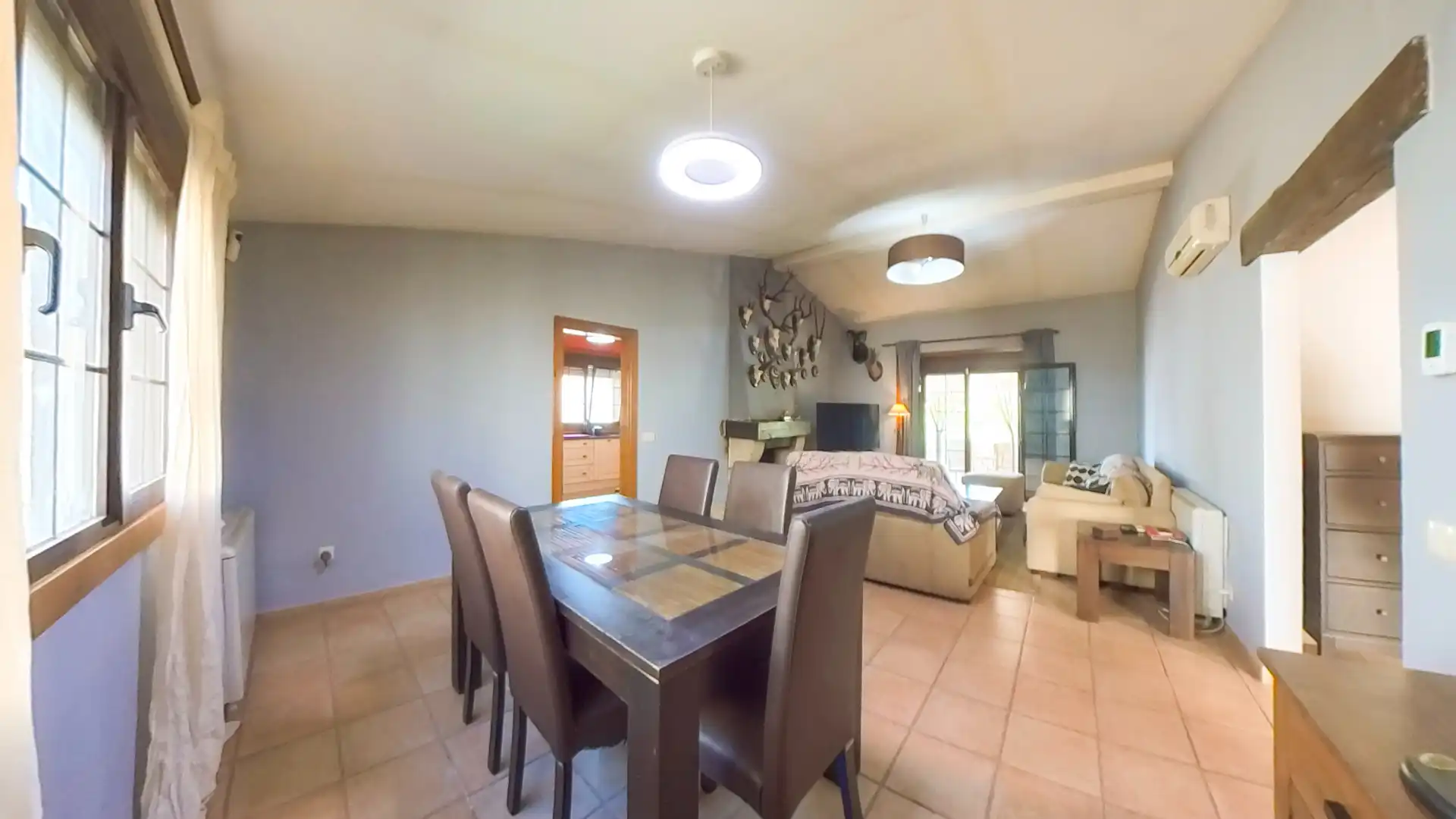 Menjador de Casa o xalet en venda en Galapagar amb Aire condicionat, Jardí privat i Forn