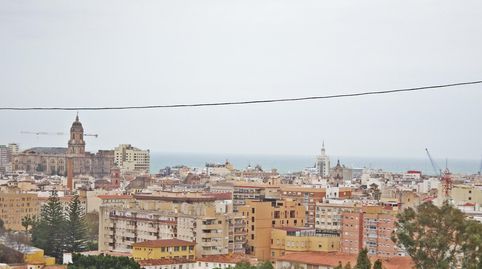 Espectacular piso reformado con vistas panorámicas al mar y la Catedral.