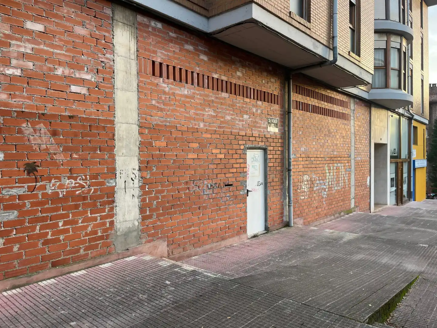 Business premises for sale in C/INDUSTRIA 8