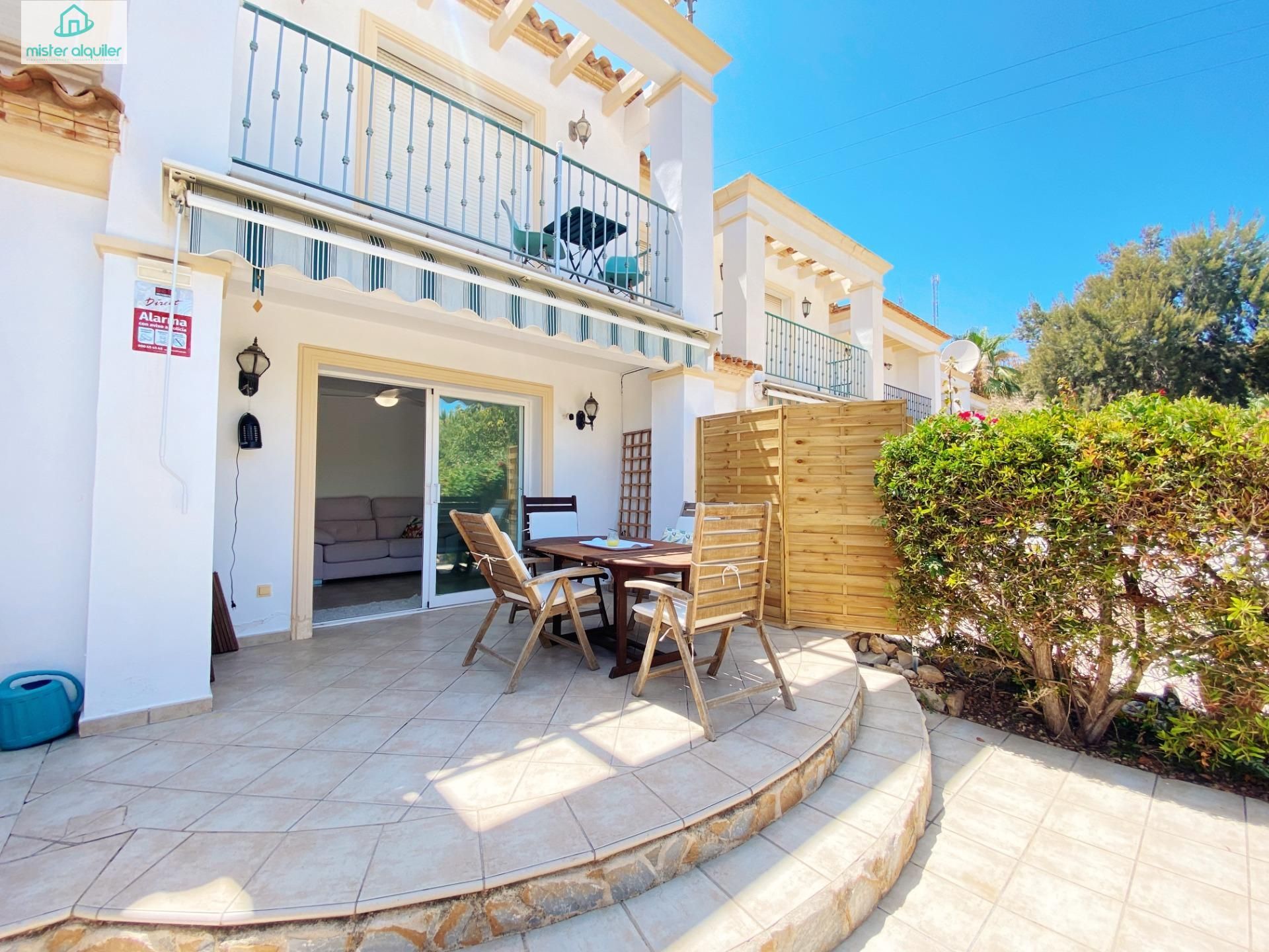 Garden of House or chalet to rent in El Campello  with Air Conditioner, Heating and Private garden