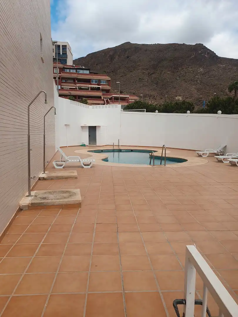 Piscina de Casa adosada de alquiler en Roquetas de Mar con Aire acondicionado, Calefacción y Parquet