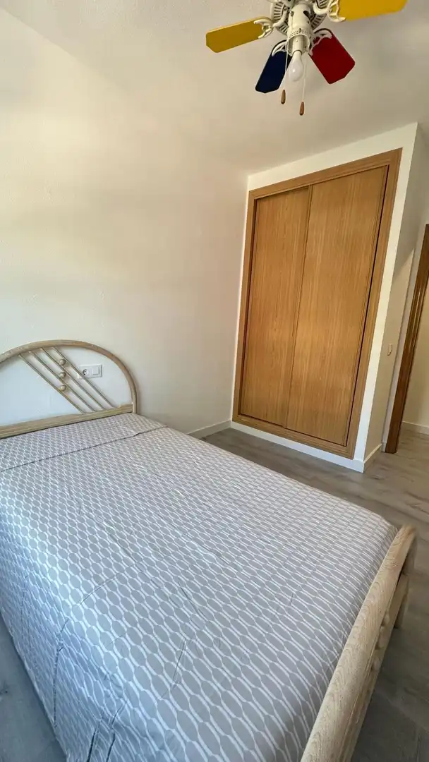 Habitación de Piso de alquiler en Murcia con Aire acondicionado y Trastero