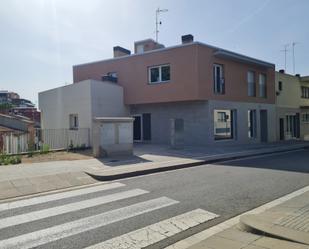 Exterior view of Flat to rent in Parets del Vallès  with Air Conditioner