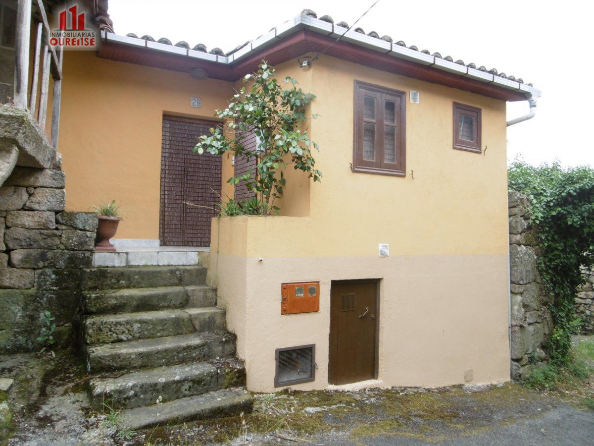 Exterior view of House or chalet for sale in Paderne de Allariz  with Storage room