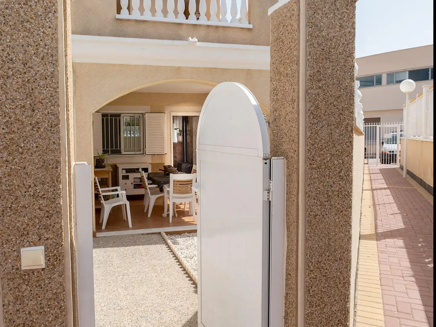 Casa adosada en venda en Orihuela amb Aire condicionat, Calefacció i Jardí privat