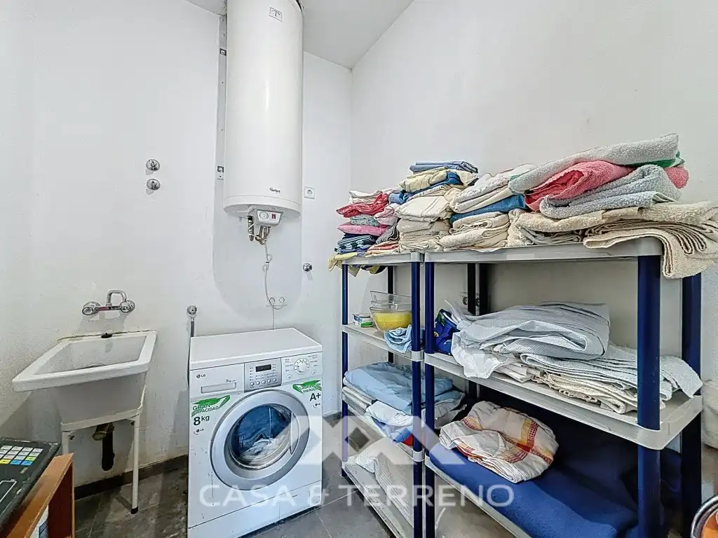 Dormitori de Casa o xalet en venda en Vélez-Málaga amb Aire condicionat, Jardí privat i Terrassa