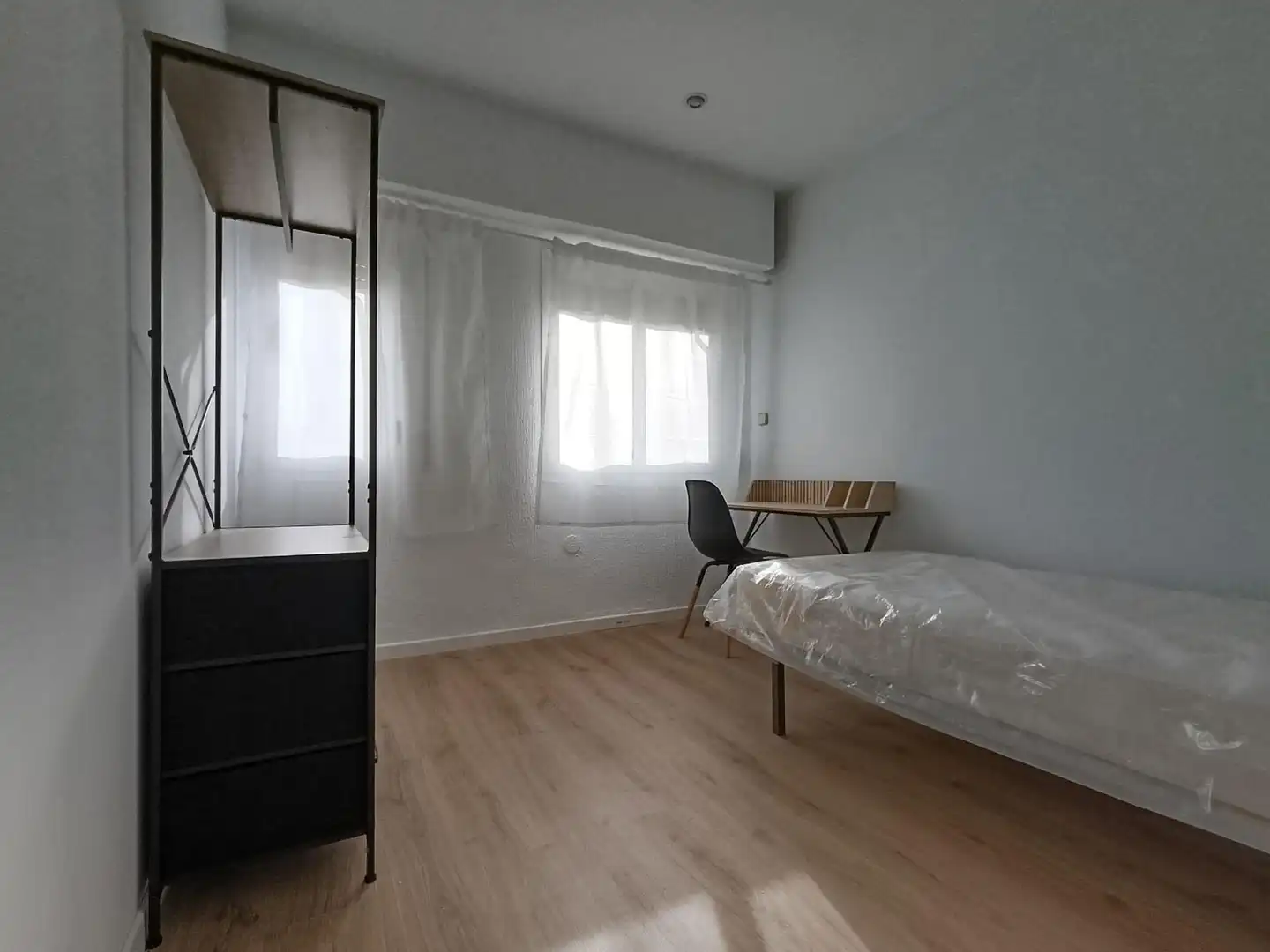 Habitación de Piso de alquiler en Murcia con Aire acondicionado y Amueblado
