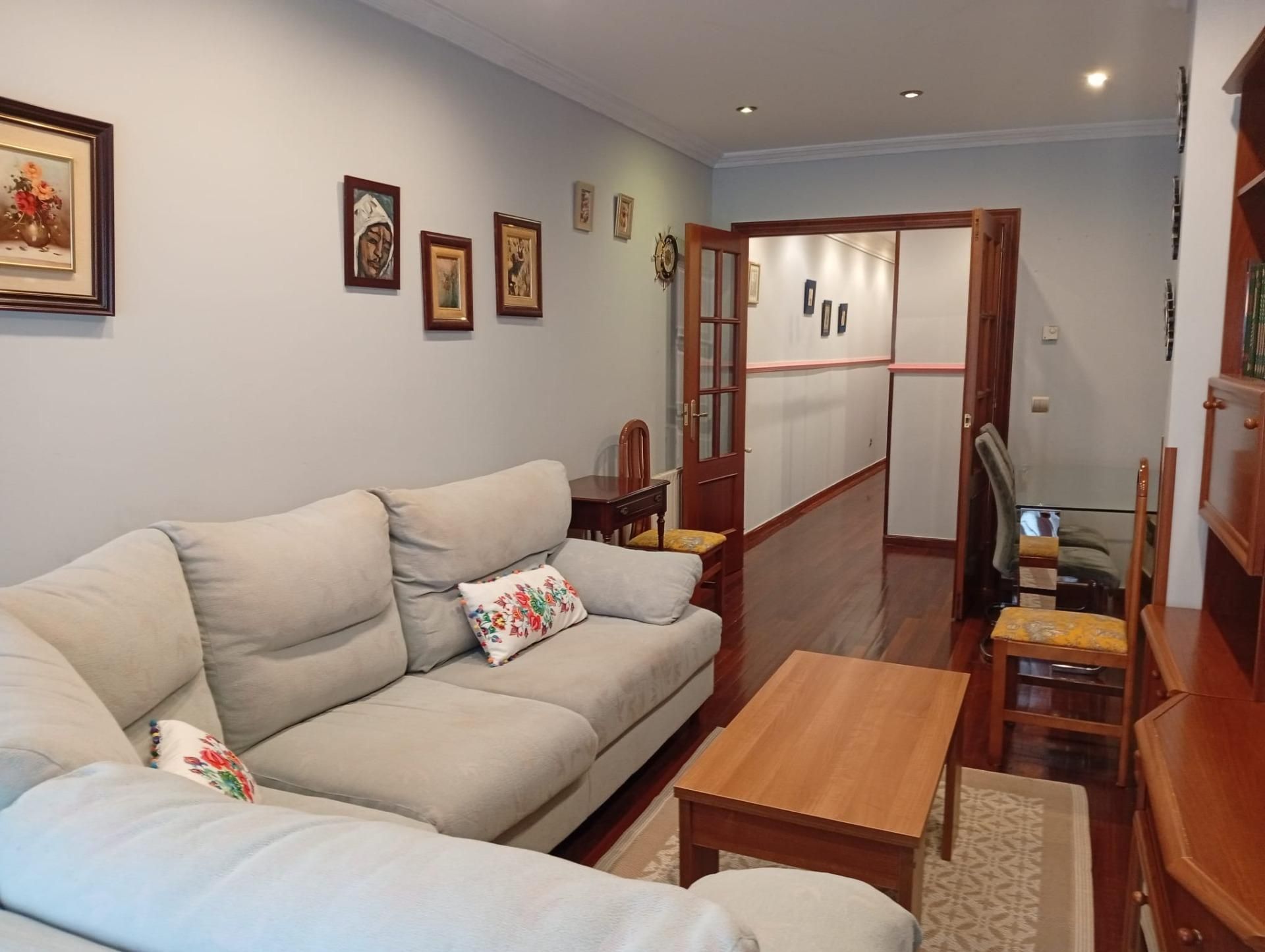 Living room of Flat for sale in Torrelavega   with Furnished
