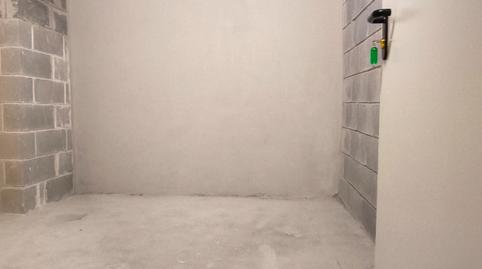 Photo 3 of Box room to rent in Carrer Ďantoni Torrella, 13, Ca n'Aurell, Barcelona