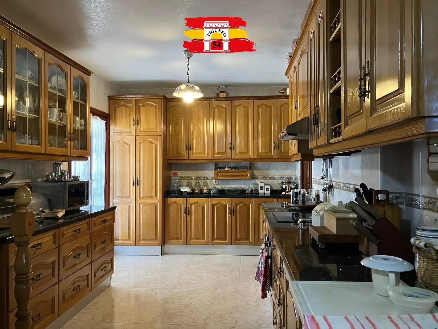 Cuina de Casa o xalet en venda en Orihuela amb Aire condicionat, Calefacció i Jardí privat