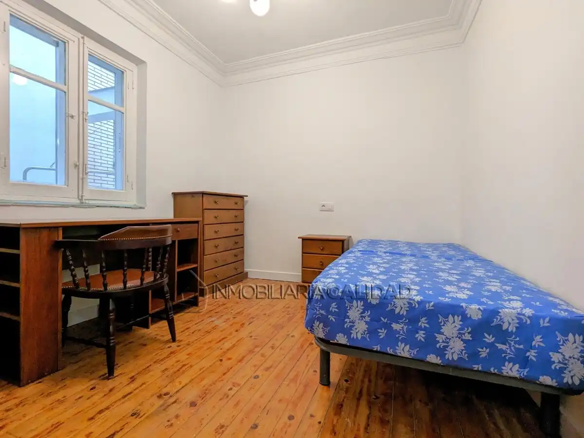 Habitación de Piso de alquiler en Burgos con Calefacción y Amueblado