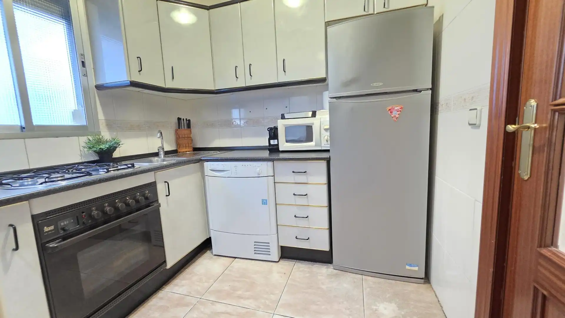 Cocina de Ático en venta en Belén - San Roque