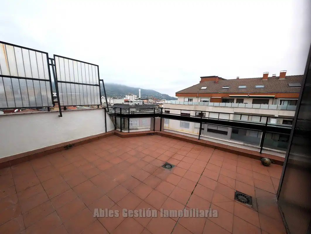 Terrasse von Dachboden zum Verkauf in Oviedo  mit Terrasse