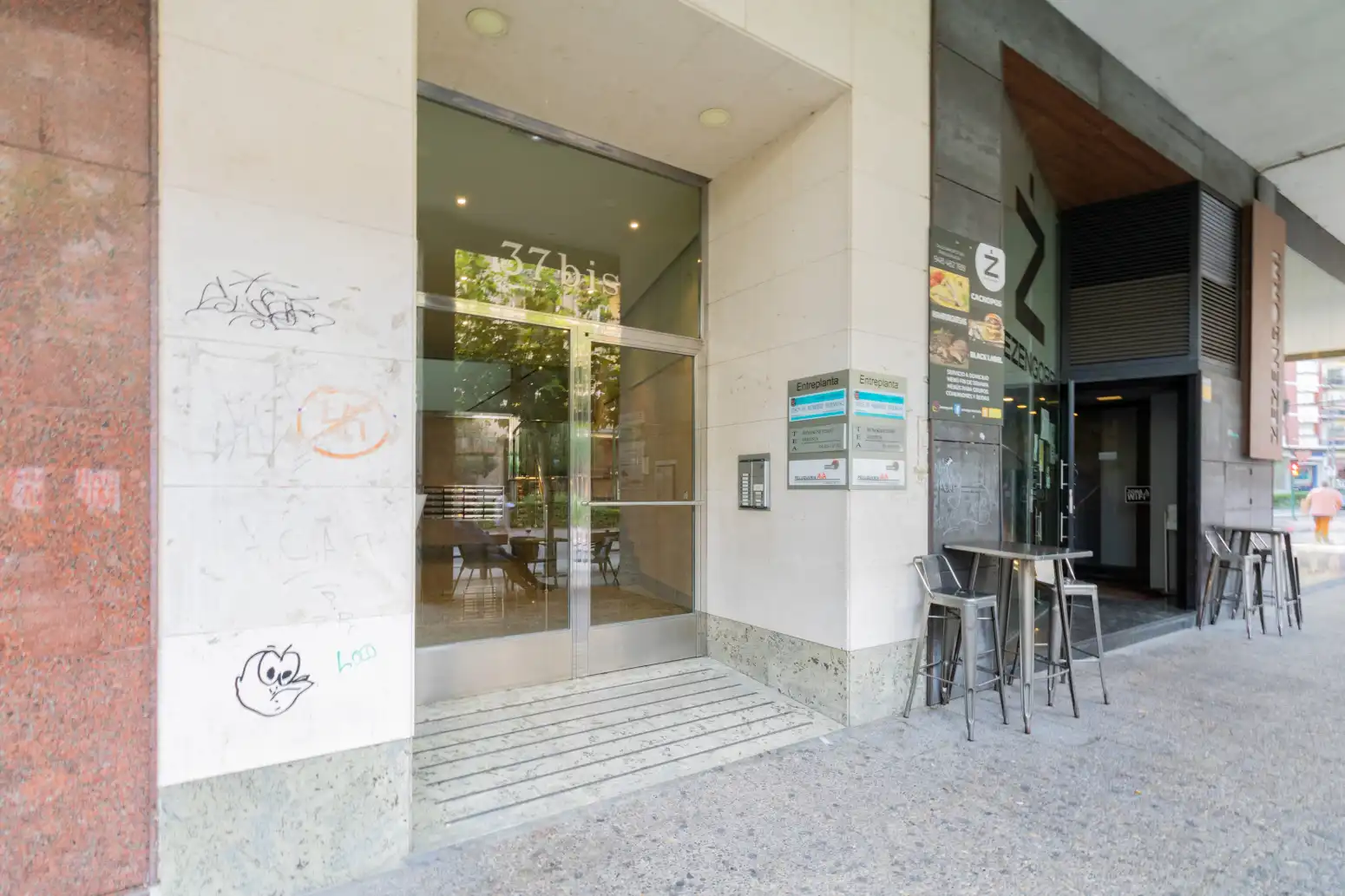 Büro zur Miete in Burlada / Burlata mit Heizung