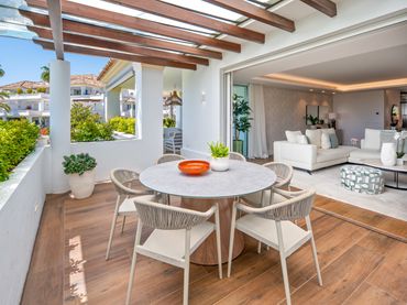 Apartament amb piscina en venda a Milla de Oro