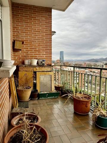 Piso en Venta en Ramón y Cajal Etorbidea en San Pedro de Deusto - La Ribera