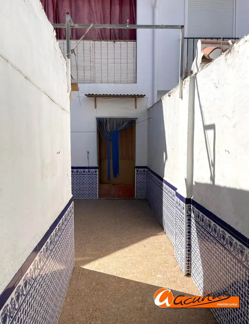 Casa adosada en venta en Alameda con Trastero