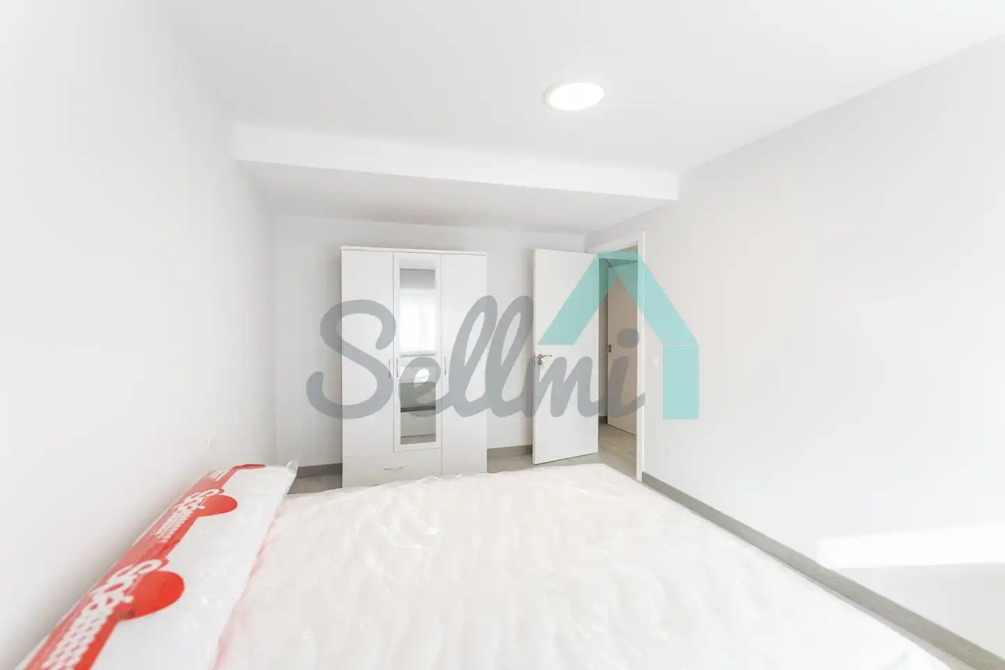 Bedroom of Flat for share in Oviedo   with Heating, Furnished and Internet