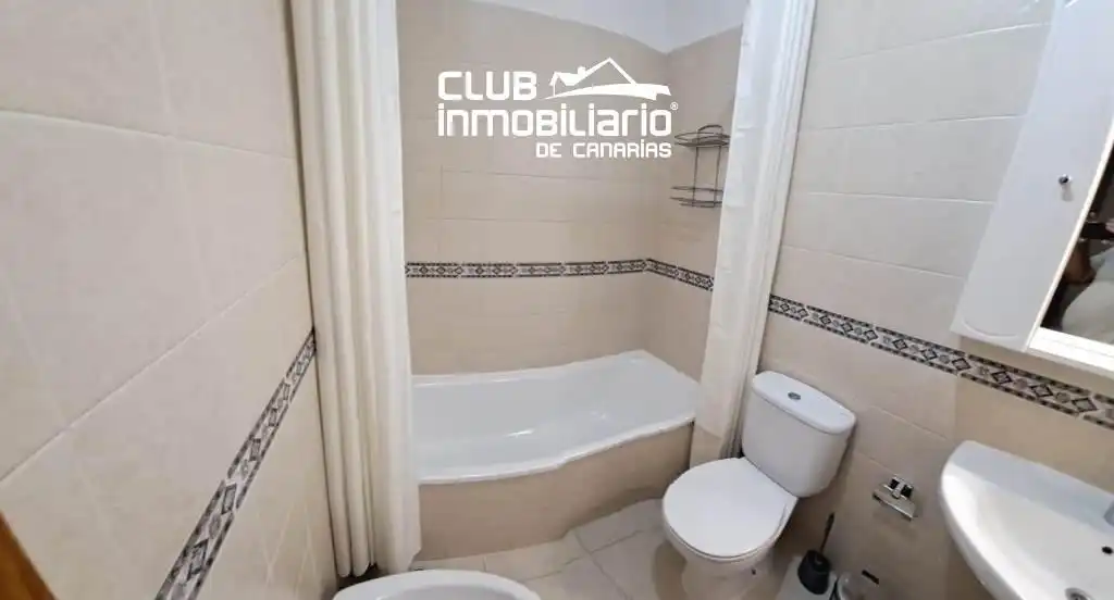 Baño de Casa o chalet de alquiler en Los Llanos de Aridane con Terraza, Amueblado y Balcón
