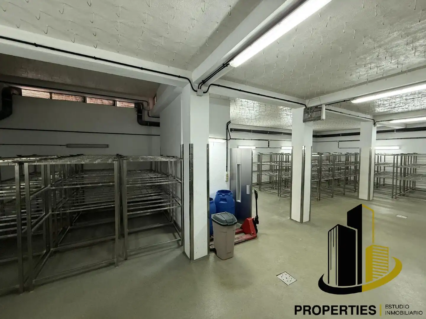 Local comercial en venda a Guijuelo, imagen 12