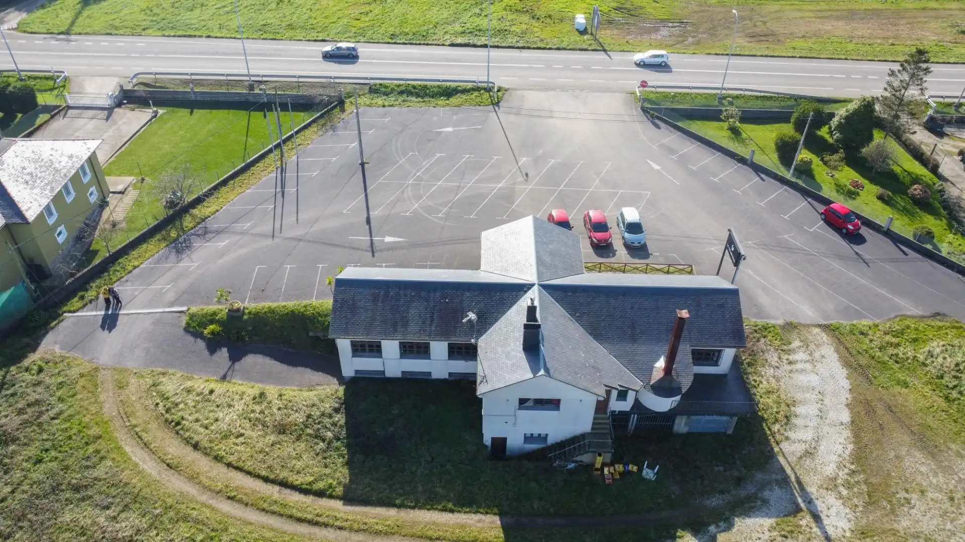 Aparcament de Local en venda en Valdés - Luarca