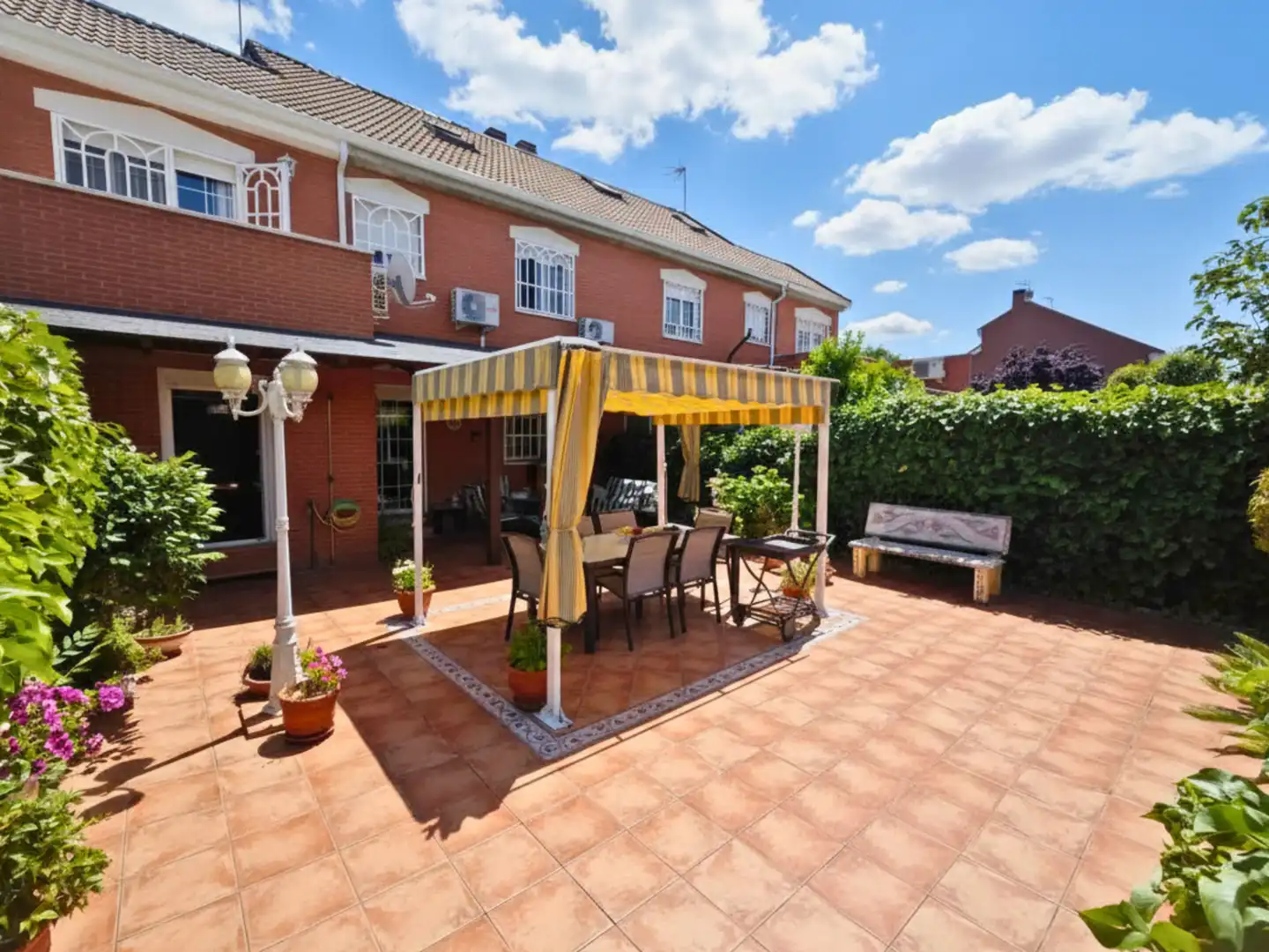 Terrace of Detached homes for sale in Parla  with Air Conditioner, Heating and Private garden
