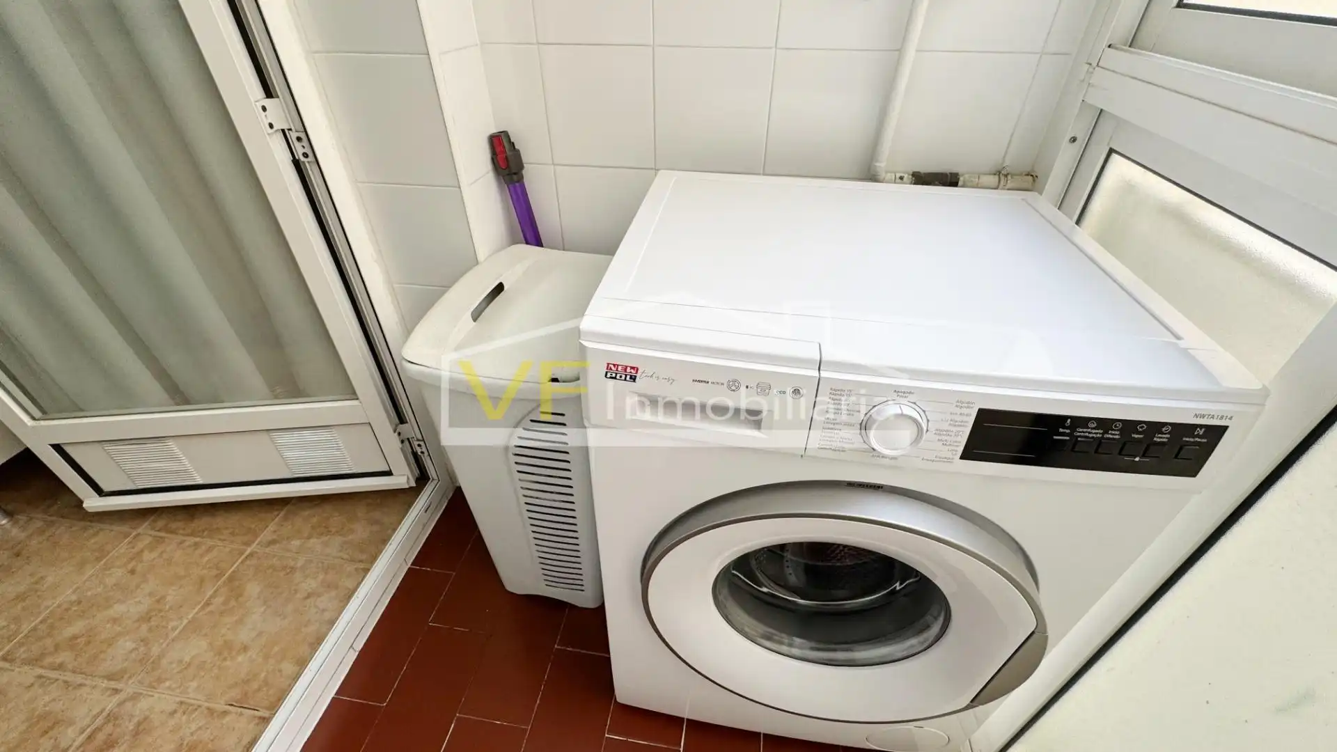 Baño de Piso en venta en Málaga con Aire acondicionado, Jardín privado y Terraza