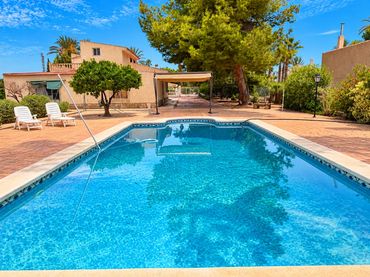 Xalet amb piscina en venda a Partida Daimes