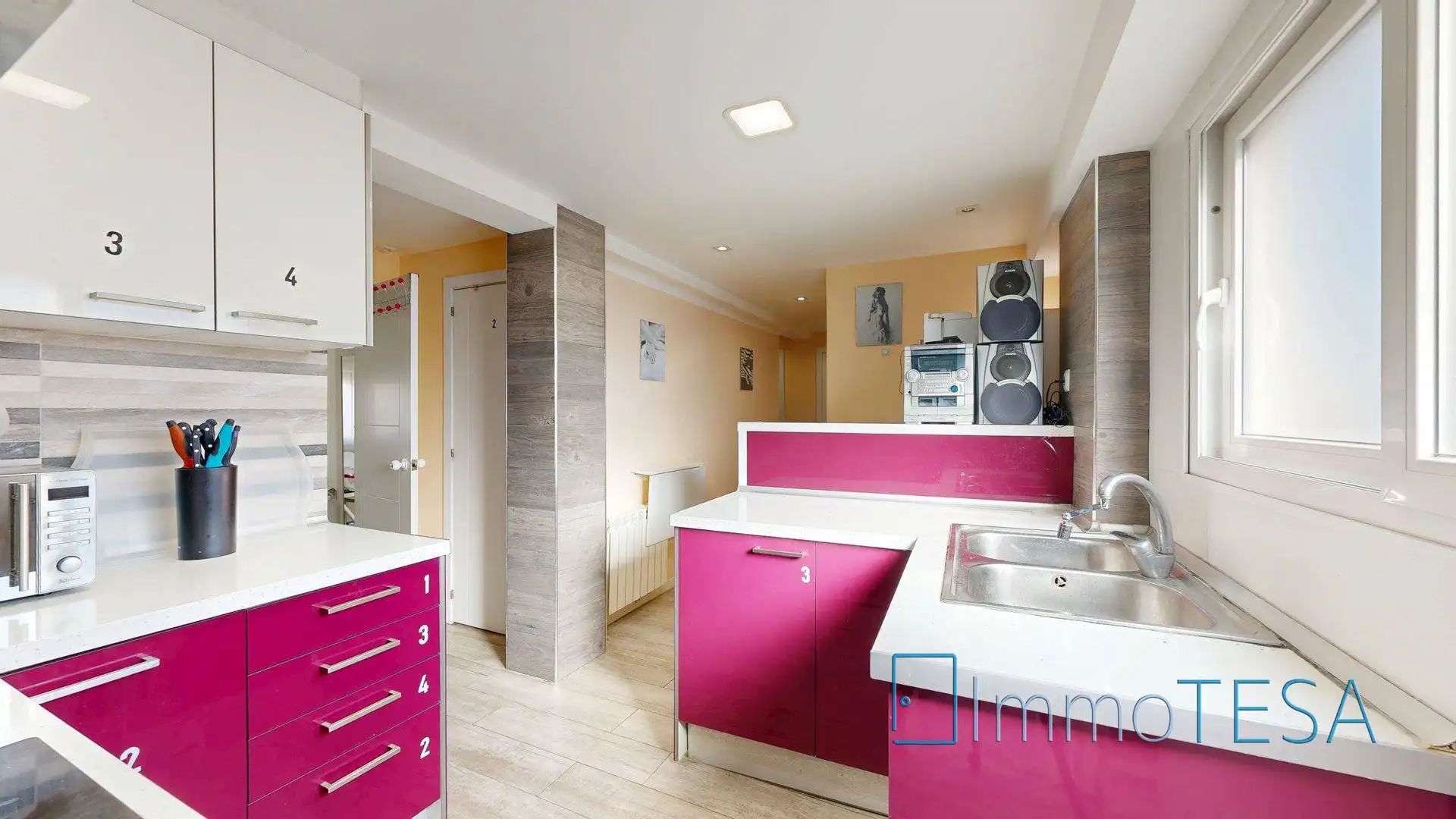 Flat with terrace for sale in Sant Martí, imagen 7