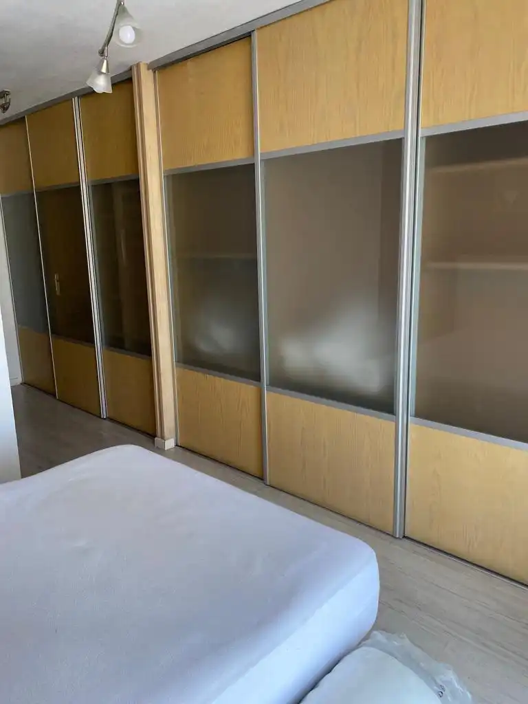 Dormitori de Pis de lloguer en Zaragoza amb Aire condicionat, Calefacció i Terrassa