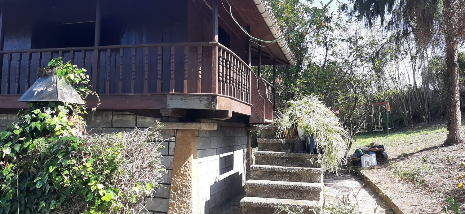 Vista exterior de Casa o xalet en venda en Gijón  amb Terrassa i Piscina
