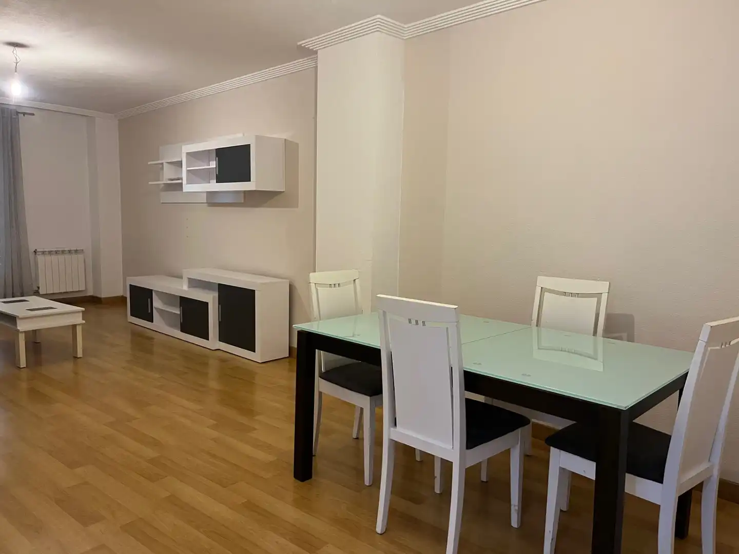 Dining room of Flat for sale in Castellanos de Moriscos  with Heating, Parquet flooring and Furnished