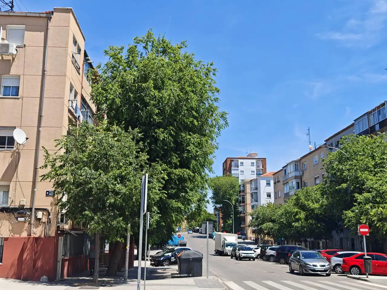 Vista exterior de Piso en venta en Madrid con Terraza