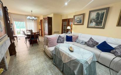 Sala d'estar de Casa adosada en venda en El Masnou amb Aire condicionat, Calefacció i Terrassa